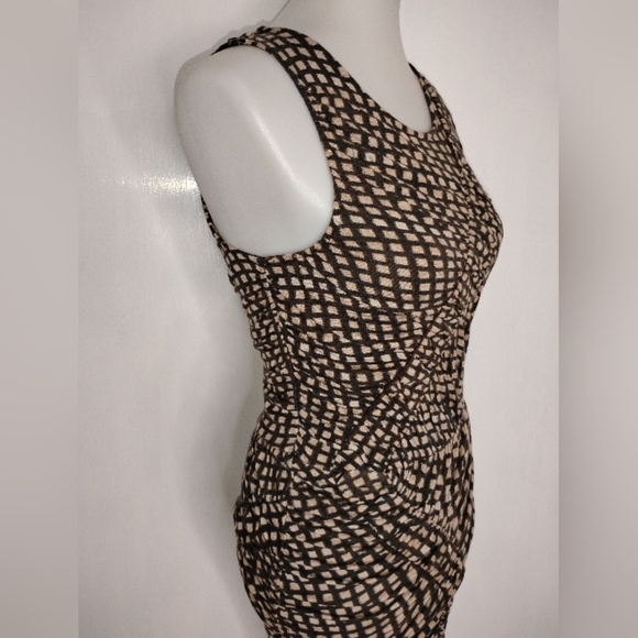 RUCHED TRACY REESE WIGGLE DRESS - Picture 12 of 13